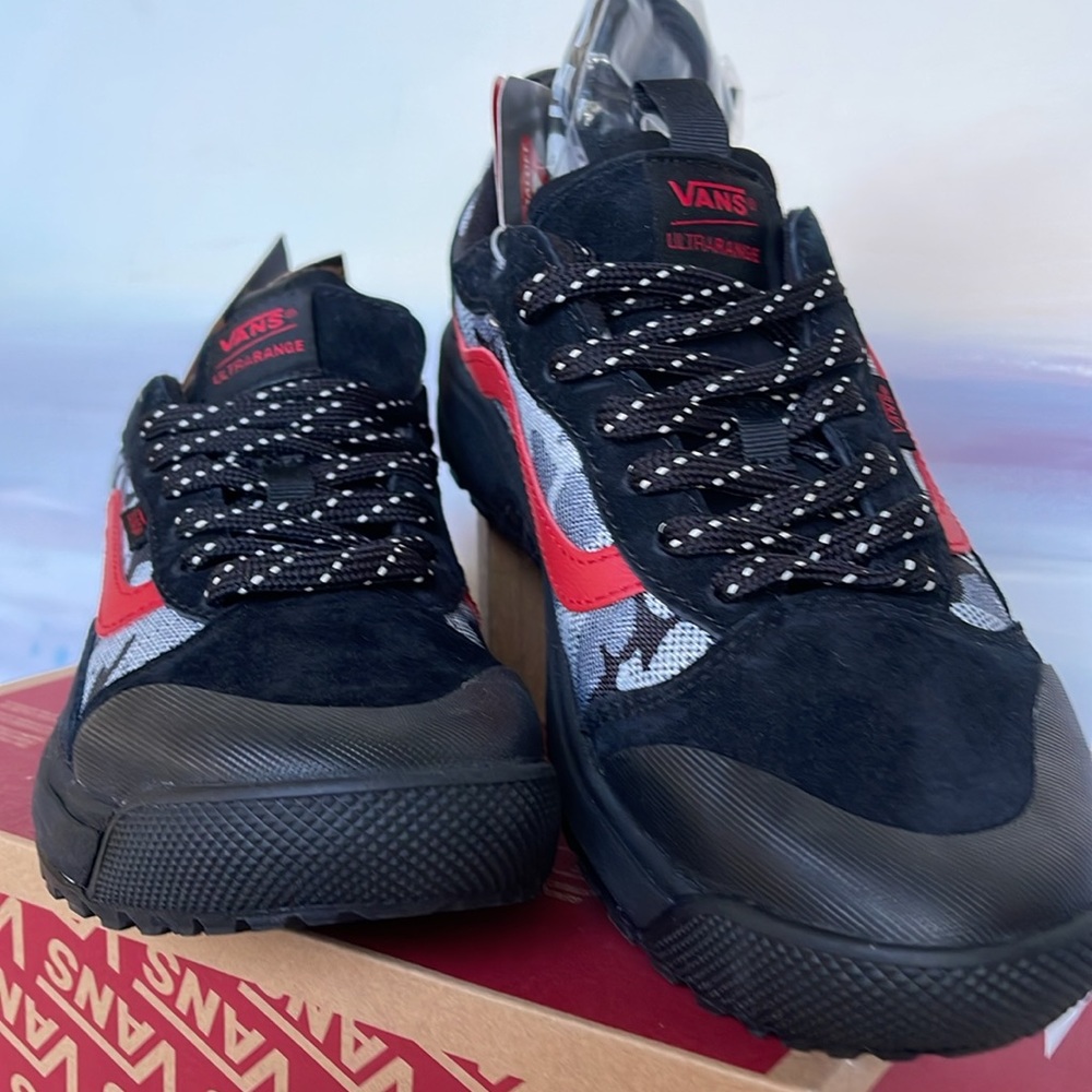 Vans Men’s Ultrarange Exo
Arctic Camo Black
VN0A5KS4BLK
Sneakers - Picture 8 of 16